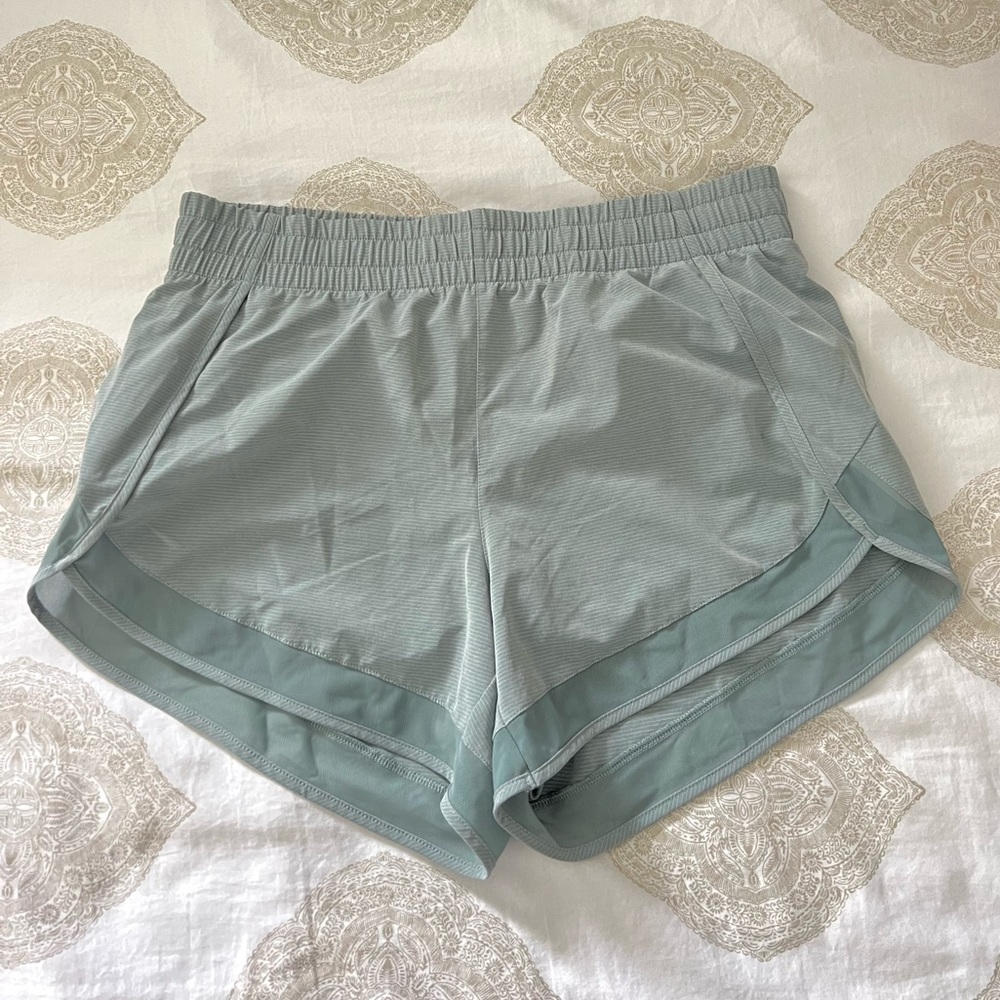 Athleta Mesh Short Size S